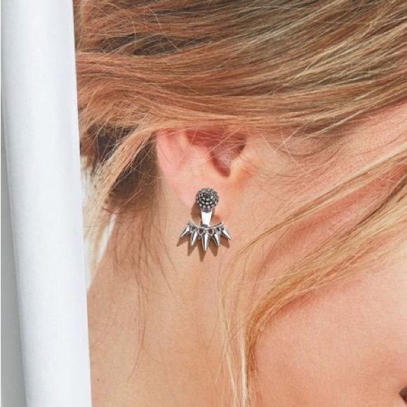 Stella & Dot Renegade Ear Jackets Silver - Picture 3 of 4